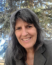 Lauren Head Shot tree 3-19-2021.jpeg